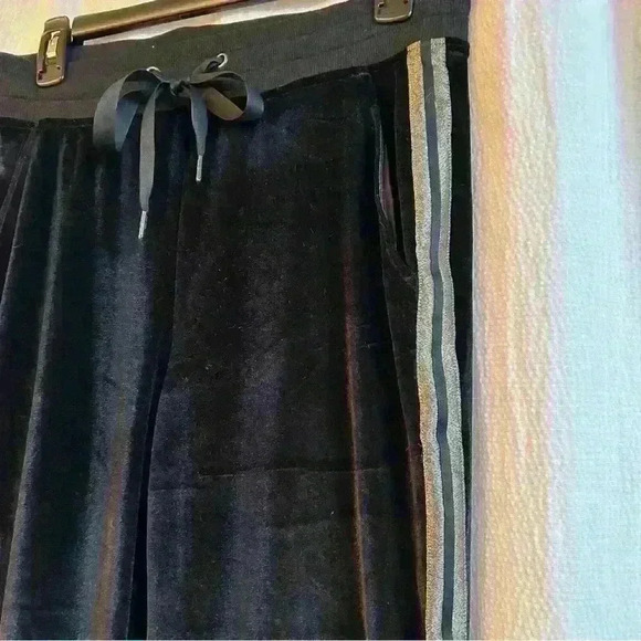 HUDSON Los Angeles Black Velvet Gold Striped Joggers Size small - Picture 5 of 10